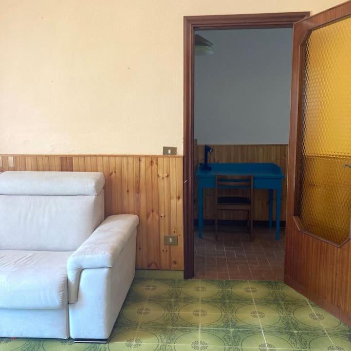 Casa Sisu-Appartamento Immerso Negli Ulivi SantʼElia Fiumerapido المظهر الخارجي الصورة